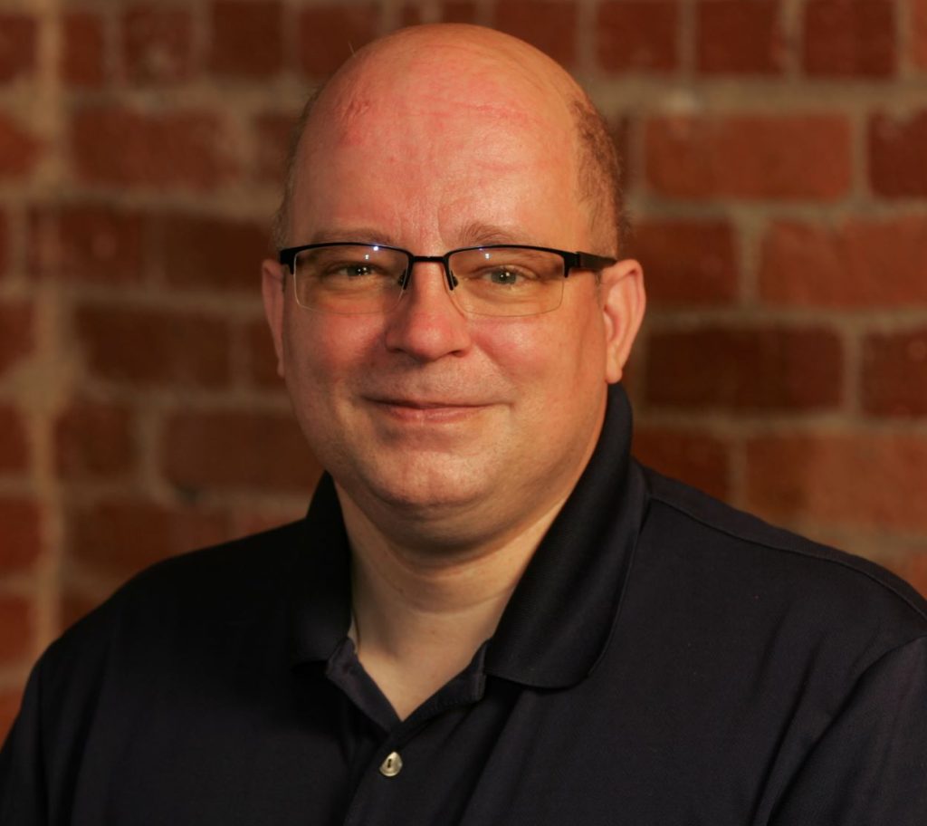 Head shot of me (Thomas Nelson)